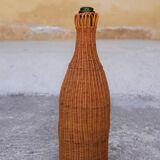Bouteille en rotin vintage
