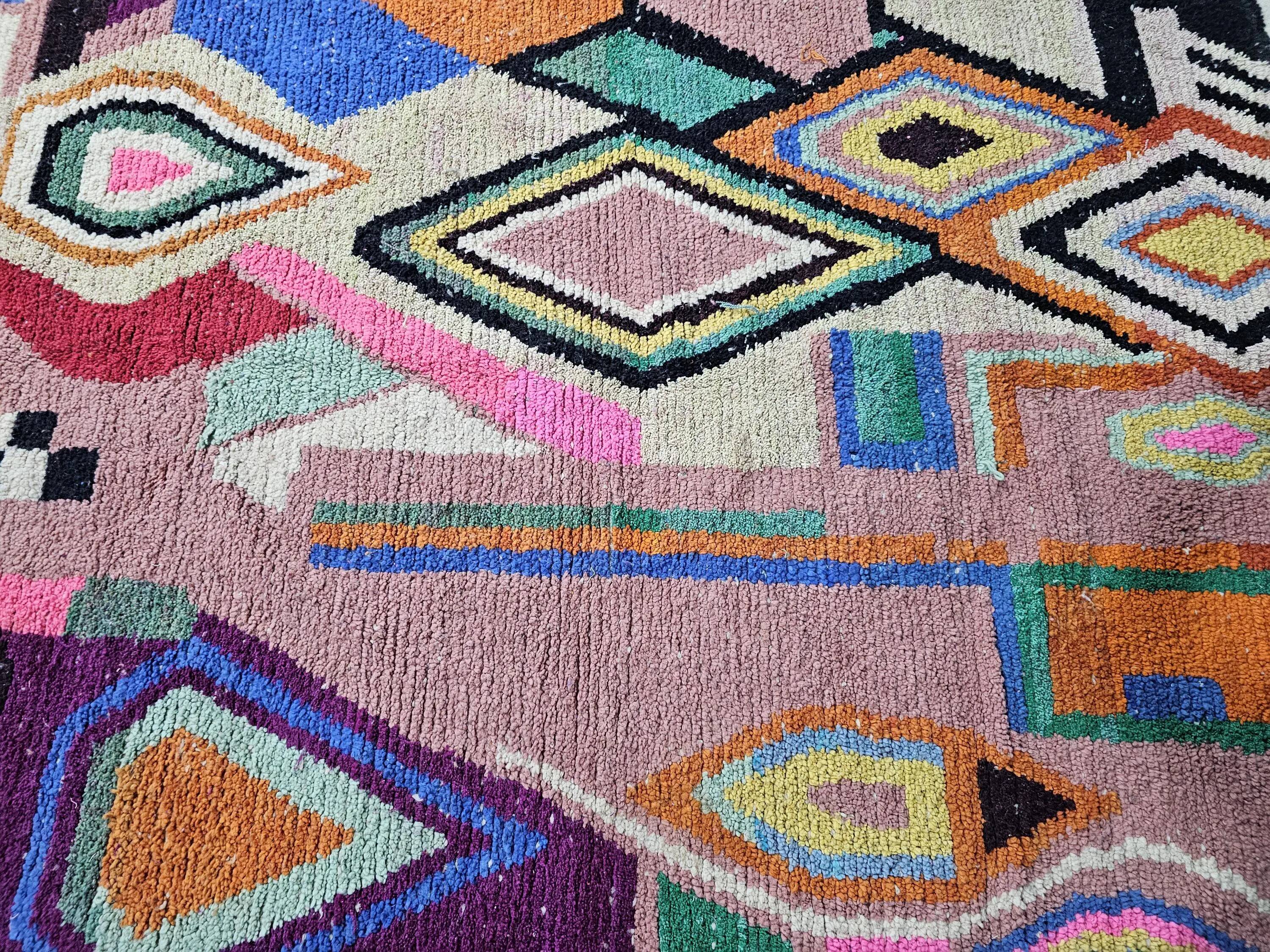 Unique Moroccan rug made of natural wool, 2.5x1.5 m.