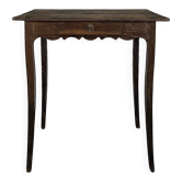 Petite table à écrire Louis XV en noyer à un tiroir