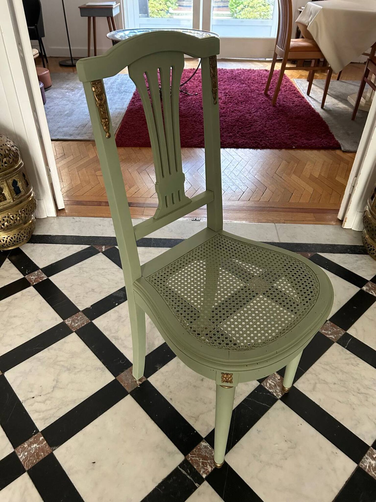 Empire chair