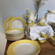Service de 52 pièces en porcelaine kg luneville, modèle jonquille