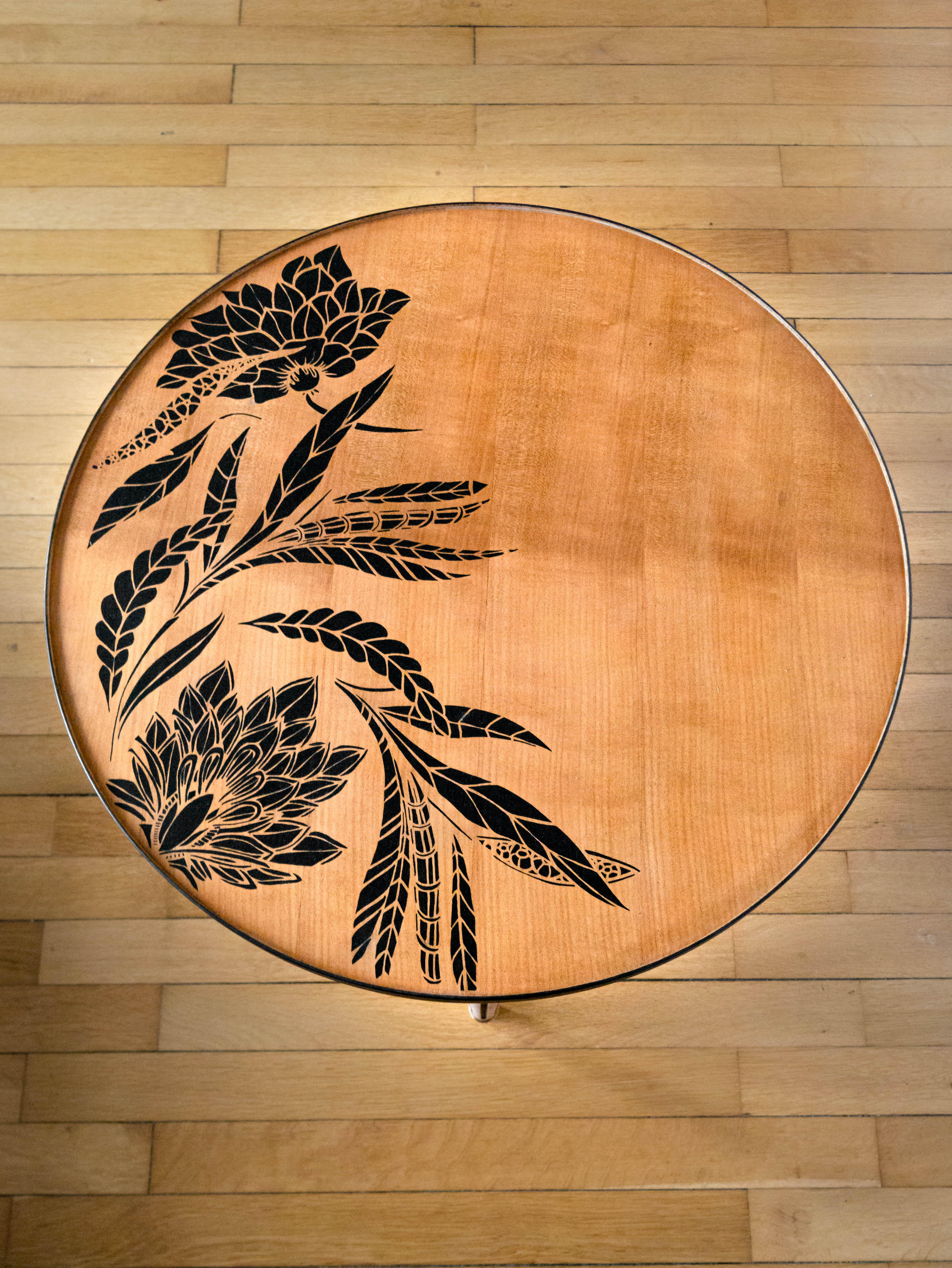 Round wooden hot water bottle coffee table