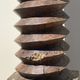 Totem ou sellette réalisée avec une ancienne vis à pressoir fin xixe