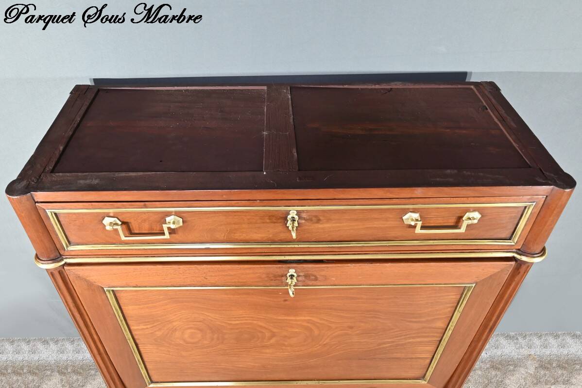 Mahogany Secretary, Louis XVI period – Late 18th century