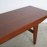 Low oak buffet, Danish design, 1970s, production: Denmark