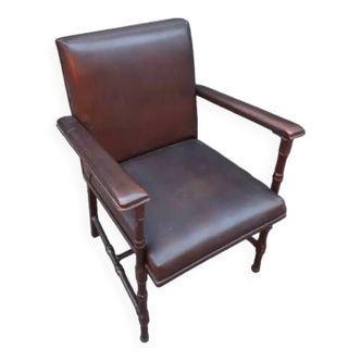 Renaissance style armchair in leather and solid wood