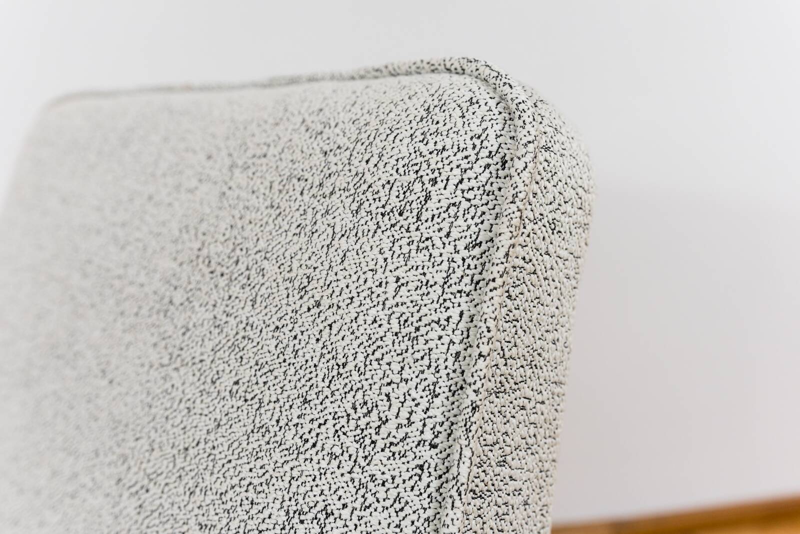 Pair of Model 300 177 Bunny Armchairs, 1960s