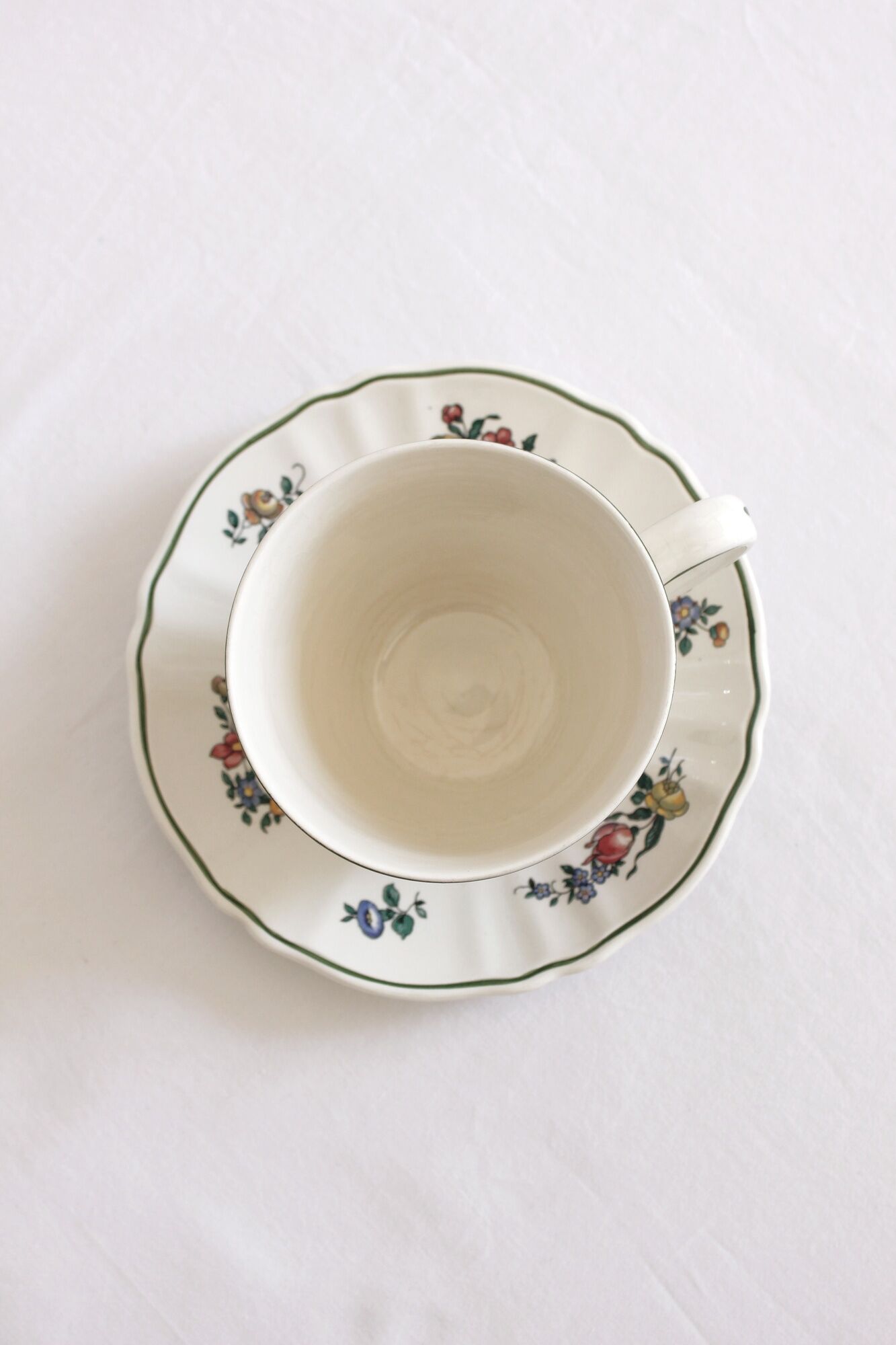 Vintage earthenware cup "Alt Strassburg" or "Vieux Strasbourg" Villeroy & Boch