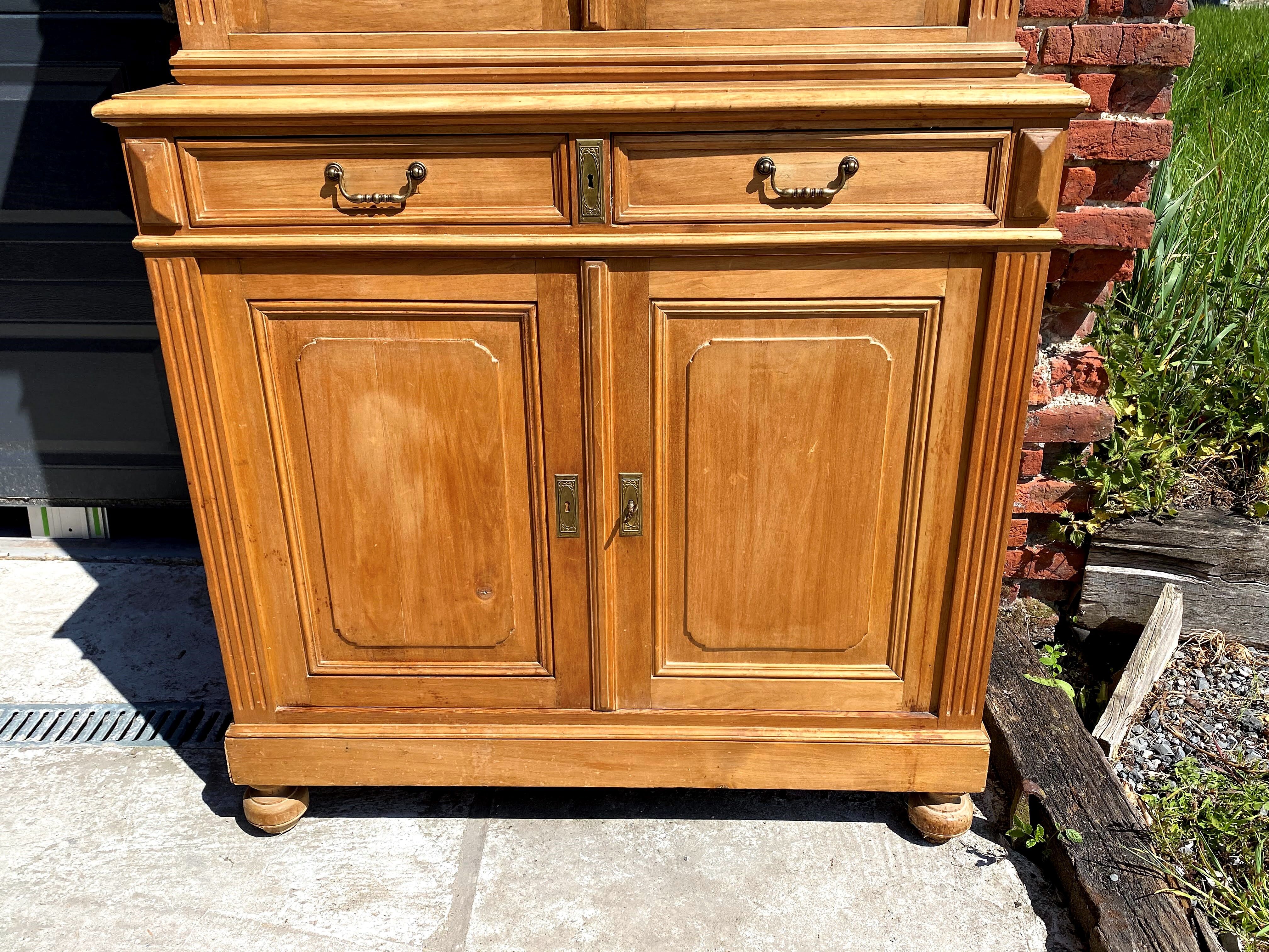 Two-body buffet croat