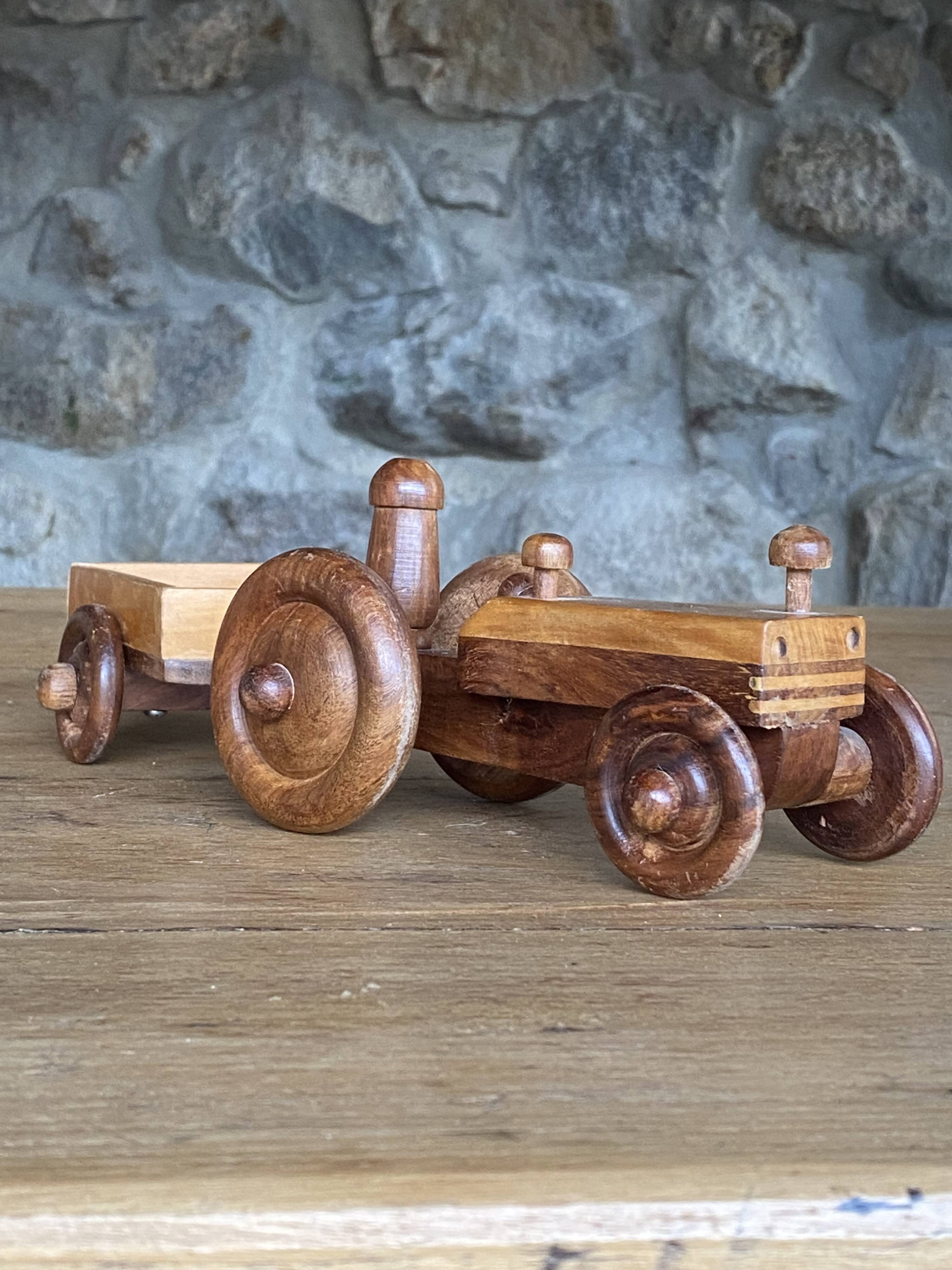 Wooden craft toy