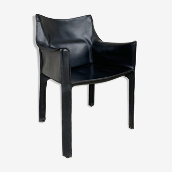 Fauteuil cab 43 en cuir noir, design Mario Bellini pour Cassina