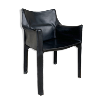 Cab 43 armchair in black leather, Mario Bellini design for Cassina