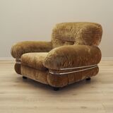 Velour armchair, Italian design, 1970s, production: Italy