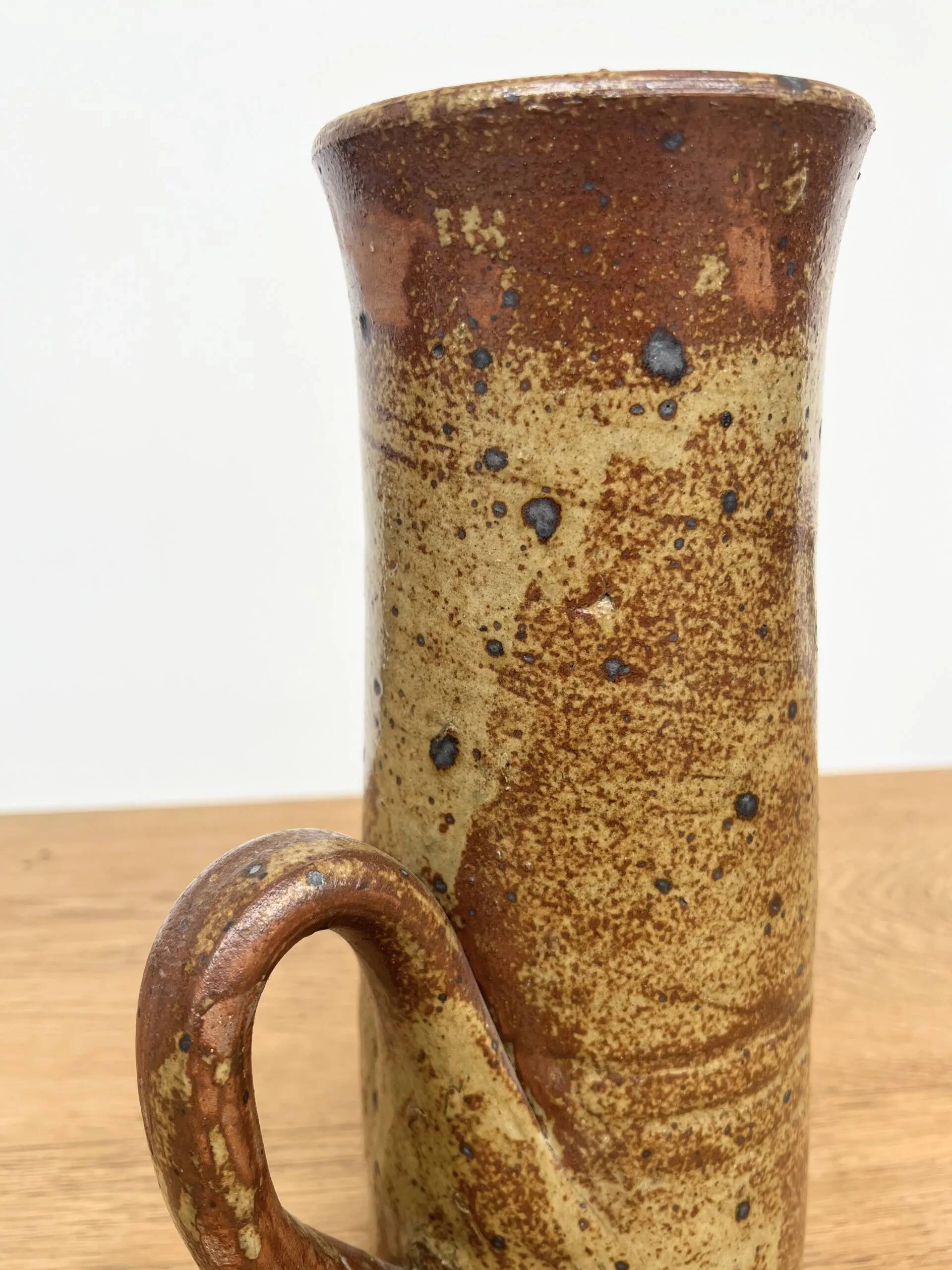 Pichet en grès années 50