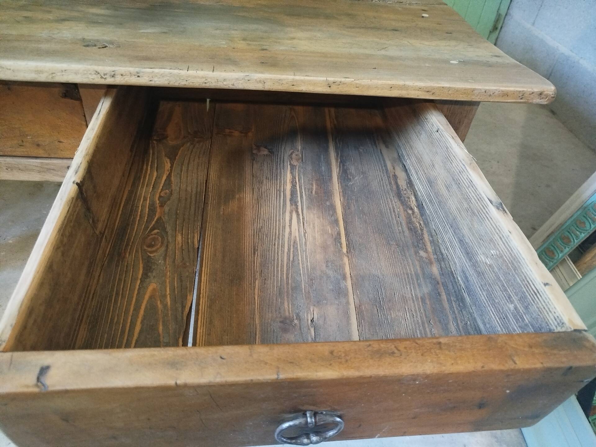 Table basse de ferme ancienne