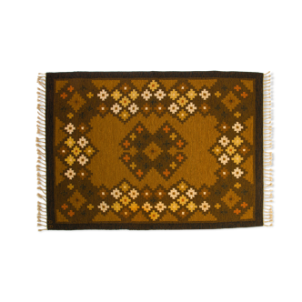Scandinavian 20th century modern rug by Åsa Åkerblom. 230 x 170 cm (90.55 x 66.93 in)