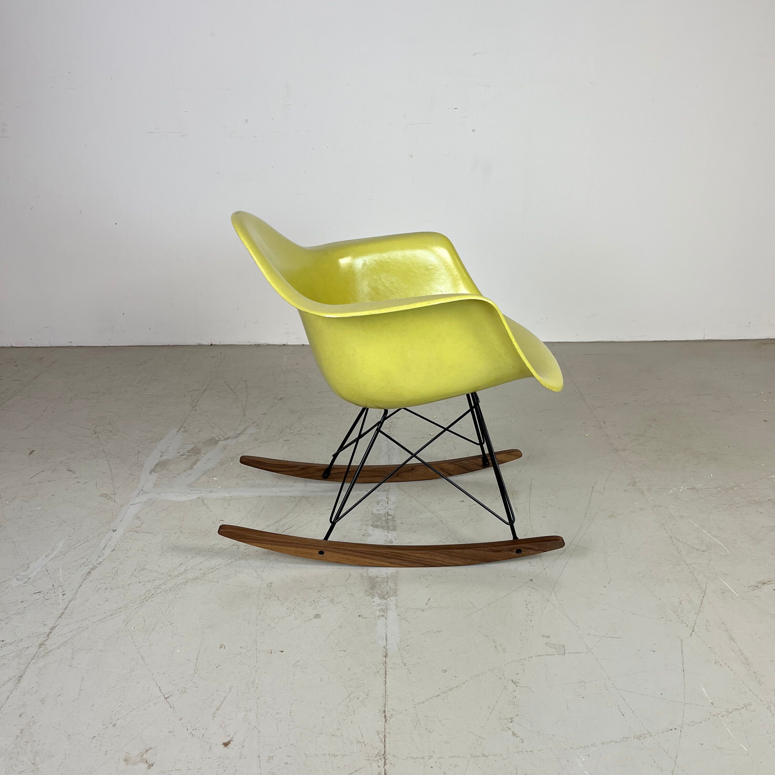 Rocking-chair RAR by Charles & Ray Eames for Herman Miller