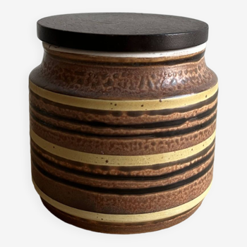 Stoneware/ceramic pot and vintage wooden lid and