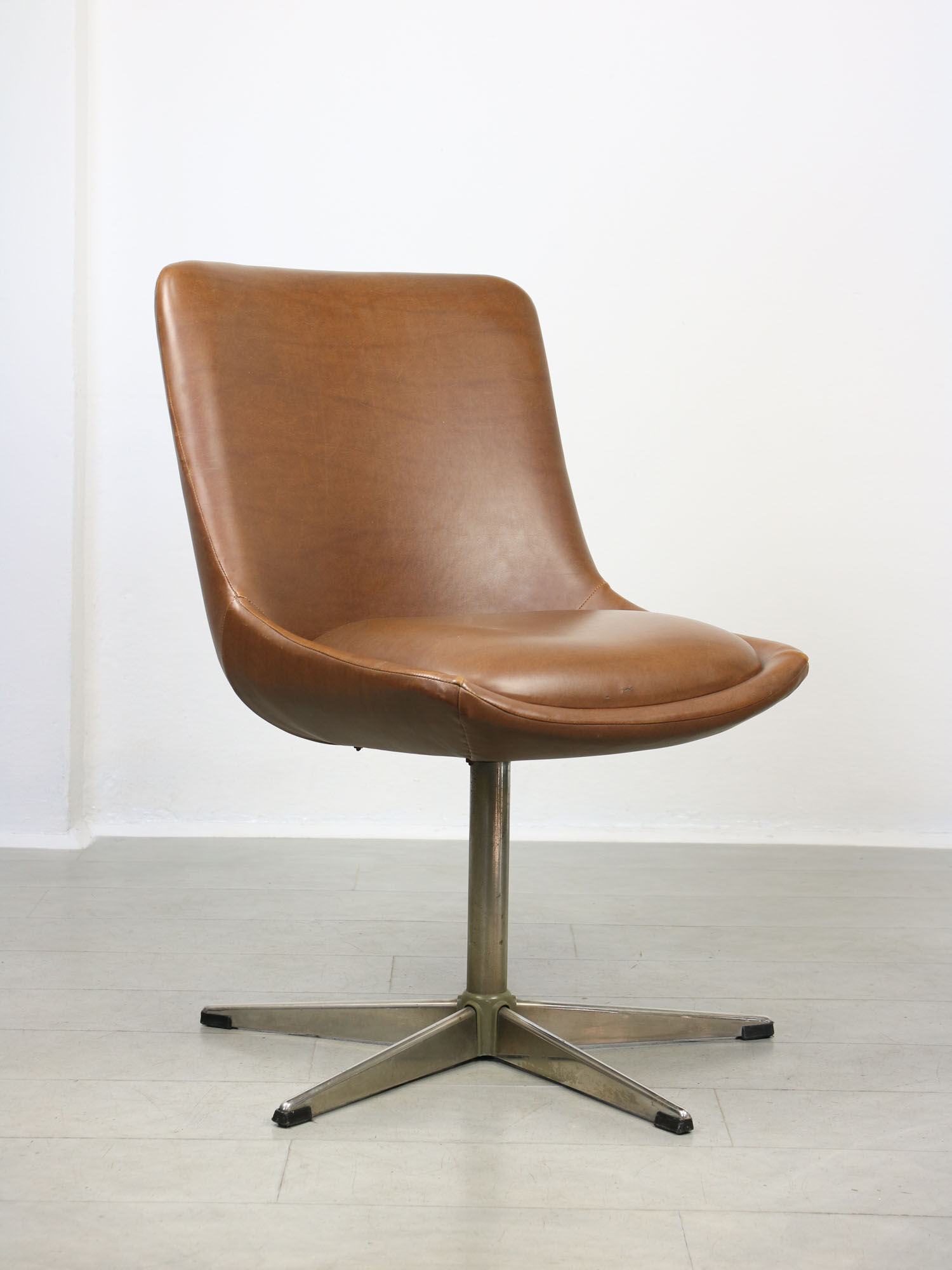Mid-century Brown Leatherette Swivel Chair from Stol