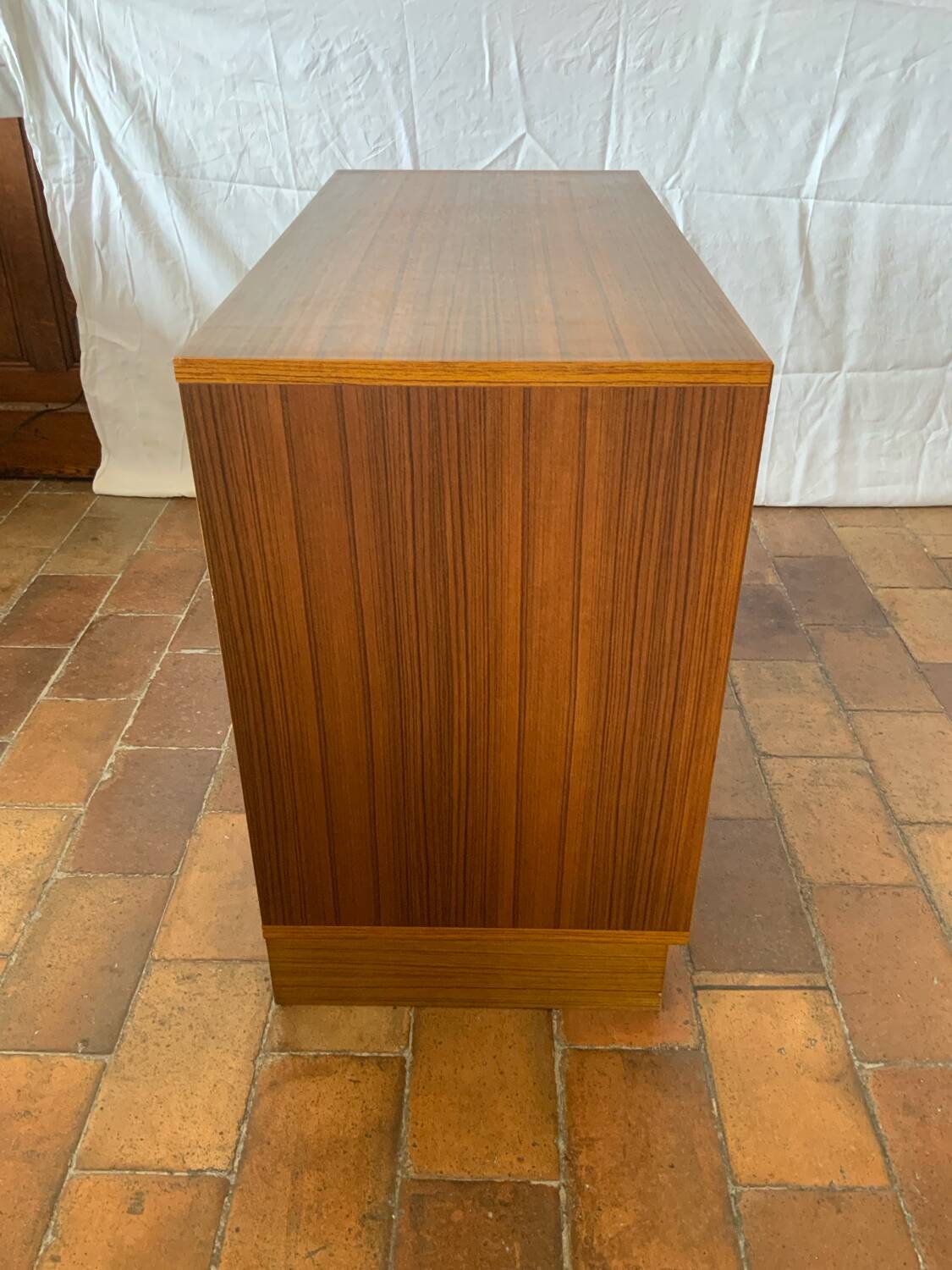 Commode vintage