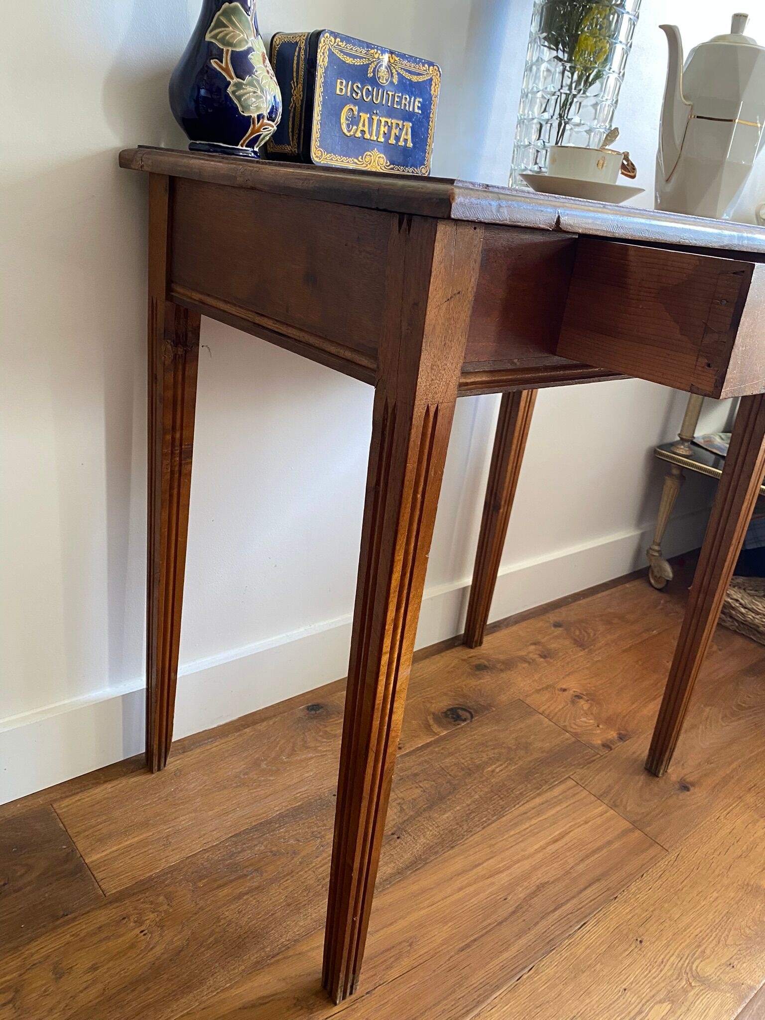 Old year 50 wooden desk