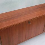 1960s sideboard in walnut with 4 drawers