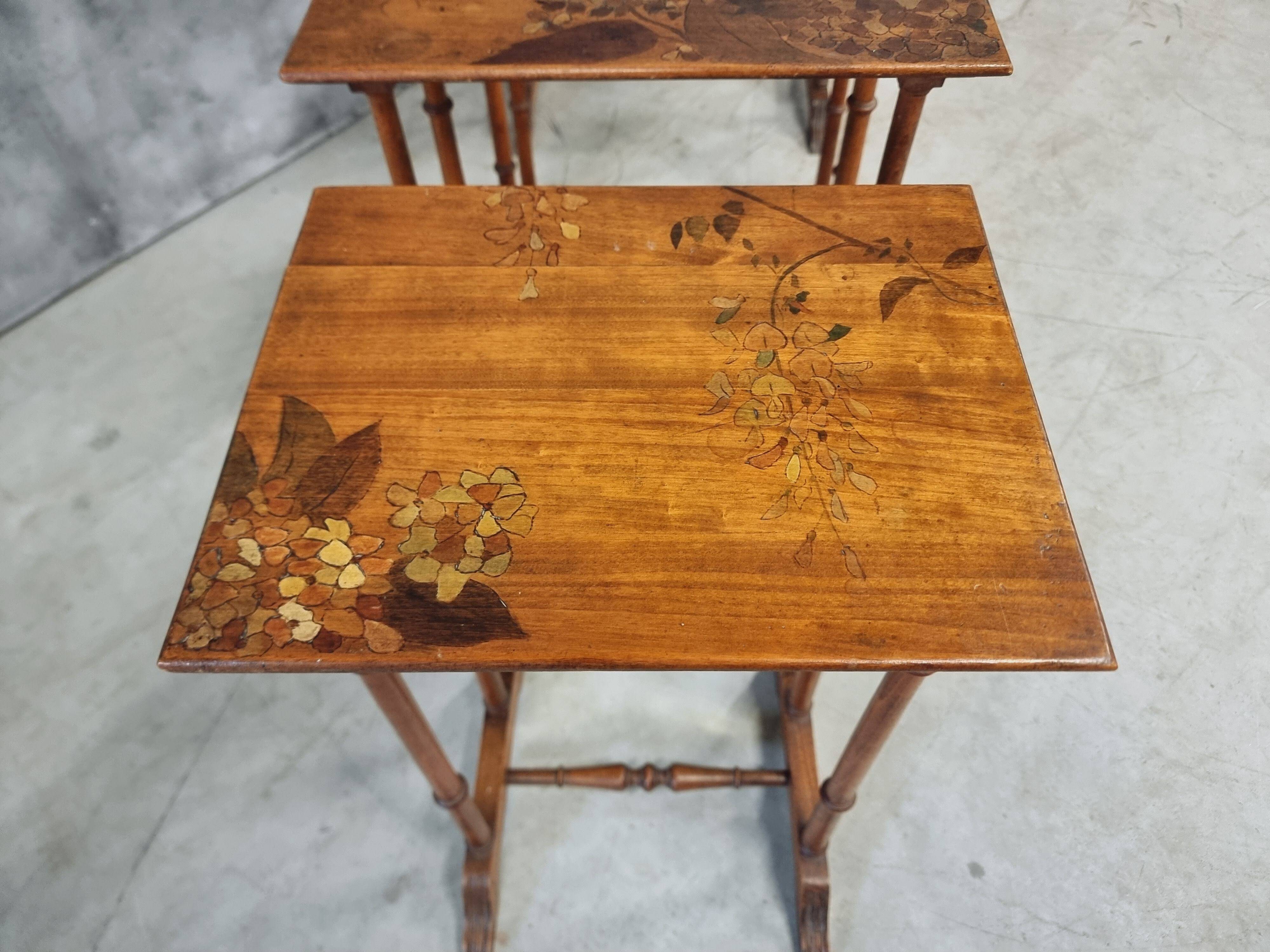 Set of 4 nesting tables Art Nouveau 1930s