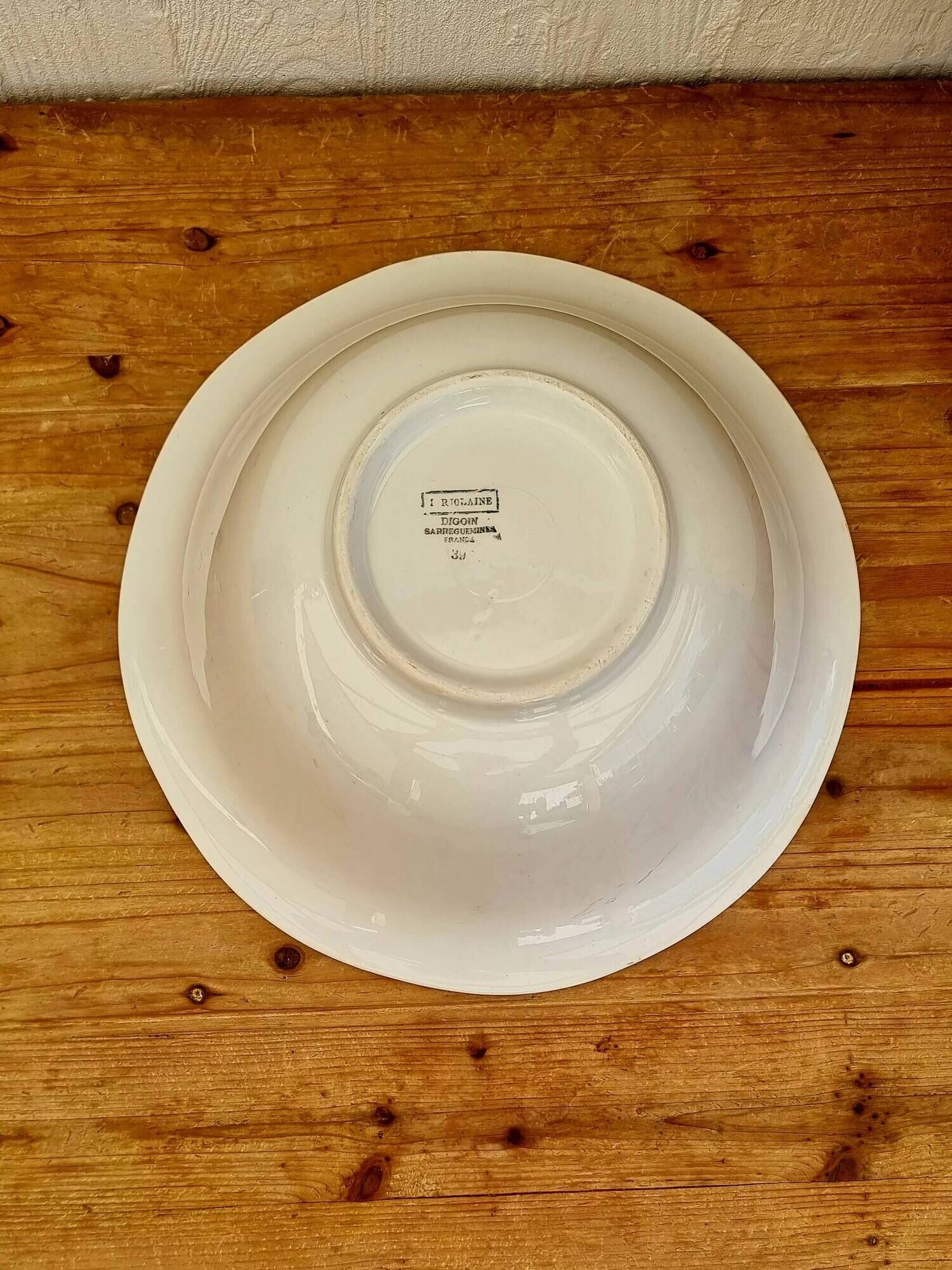 Large salad bowl Digoin Sarreguemines model Marjolaine