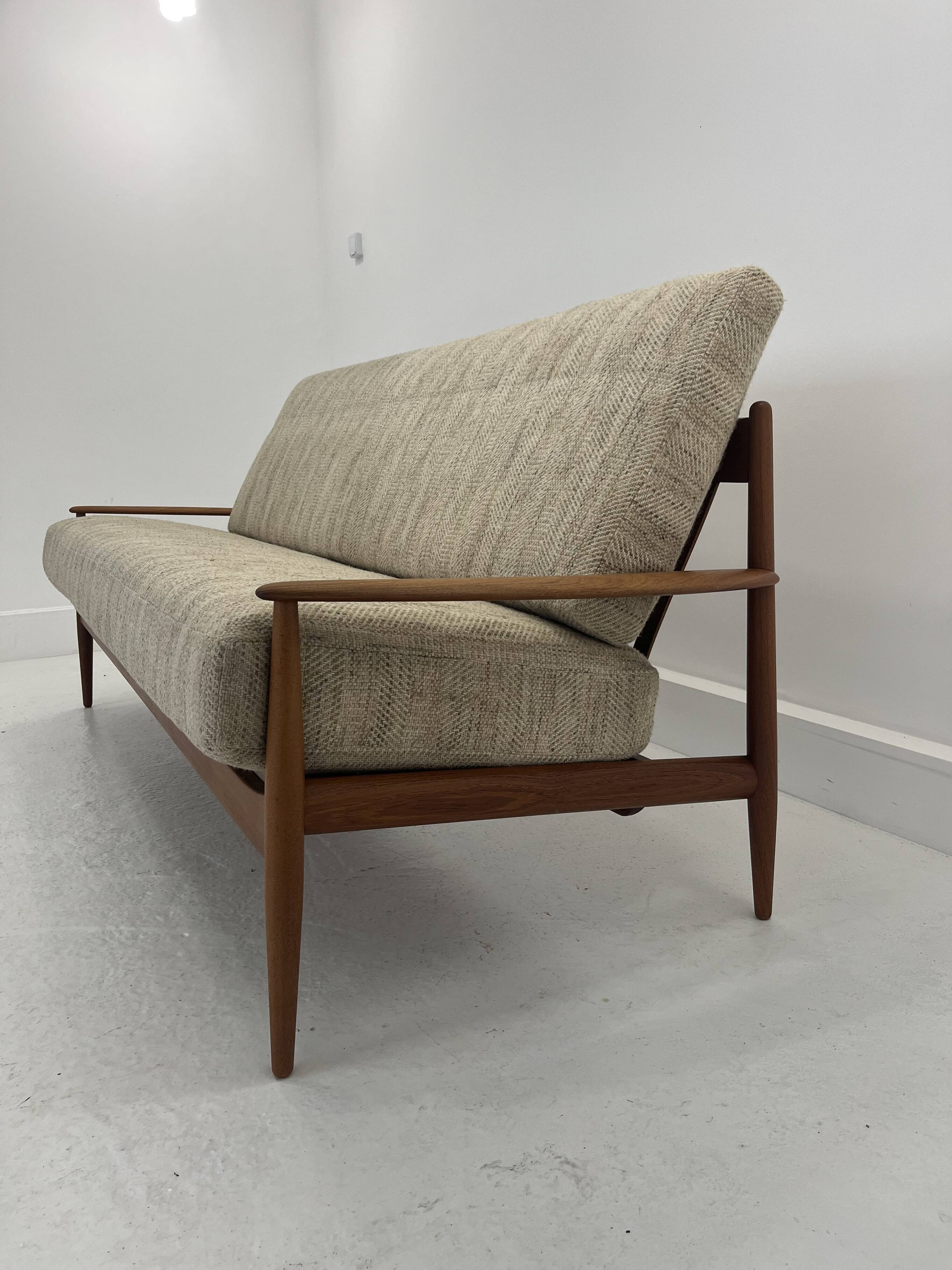 Teak Sofa FD 118 by Grete Jalk for France & Daverkosen, 1950s