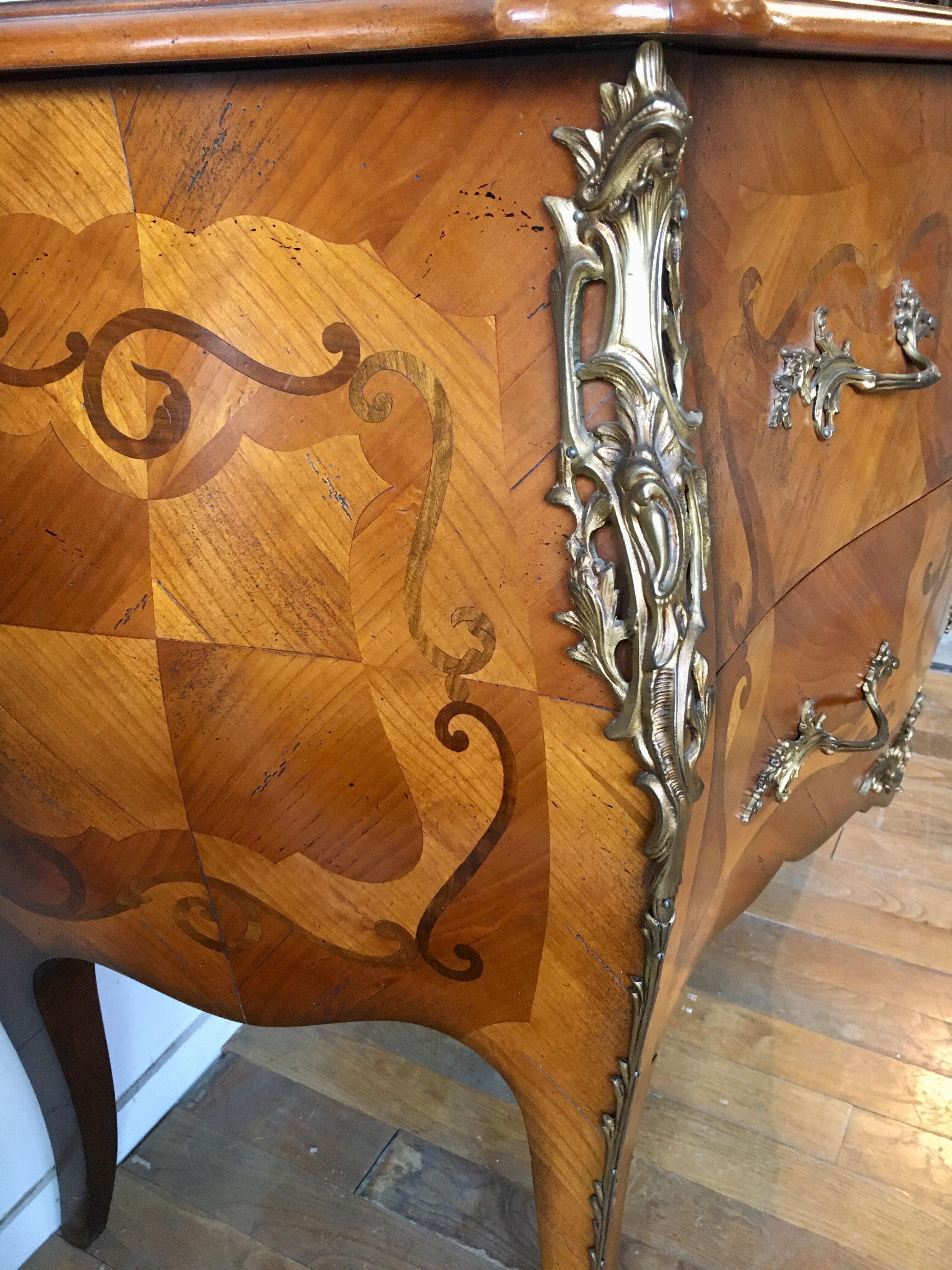 Louis XV style chest of drawers