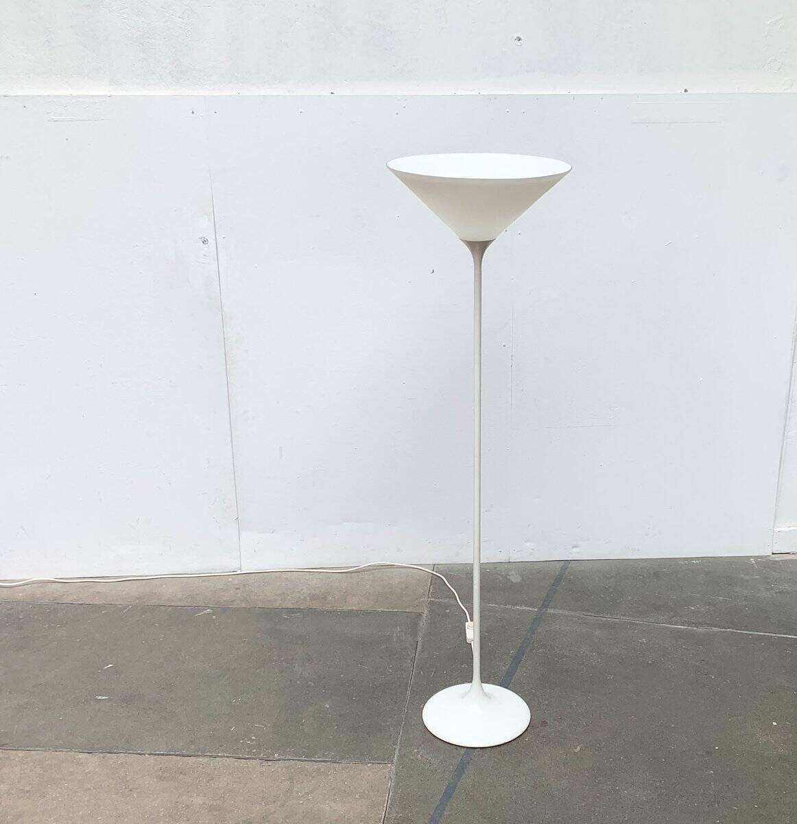 Swiss minimalist floor lamp from the mid-century by Temde, 1960s.
