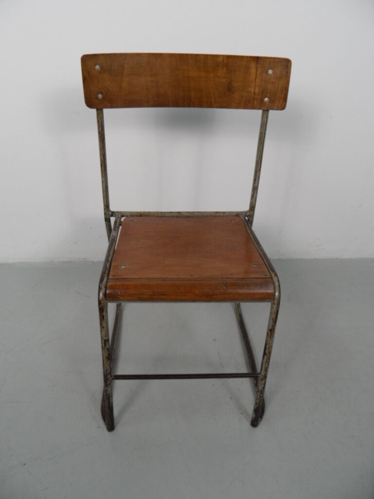 Chaise industrielle pour enfants des années 1950