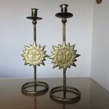 Pair of "sun" candlesticks in metal and wood from the 80s
