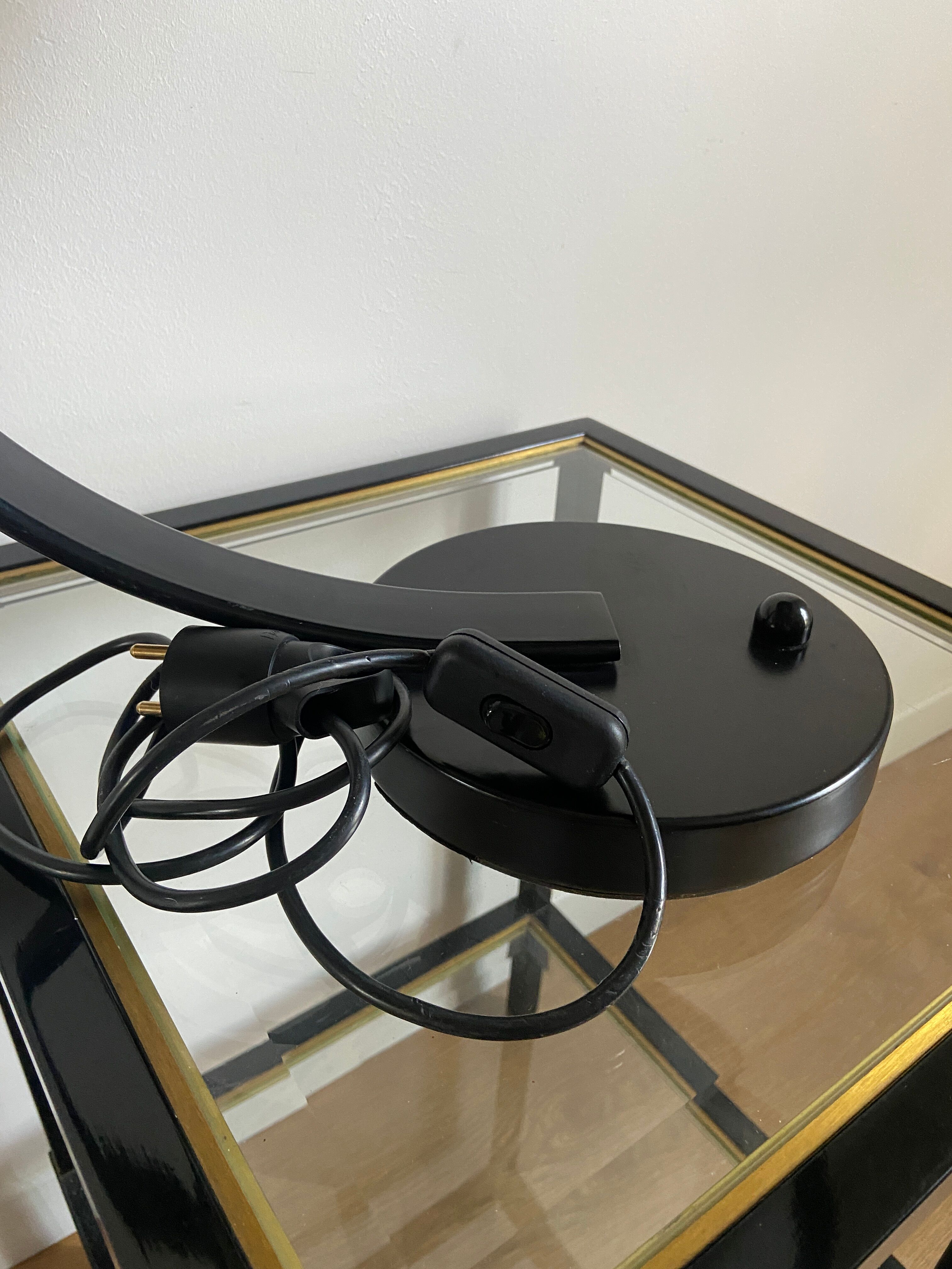 Lampe de bureau soucoupe noire par disderot pour soka made in france