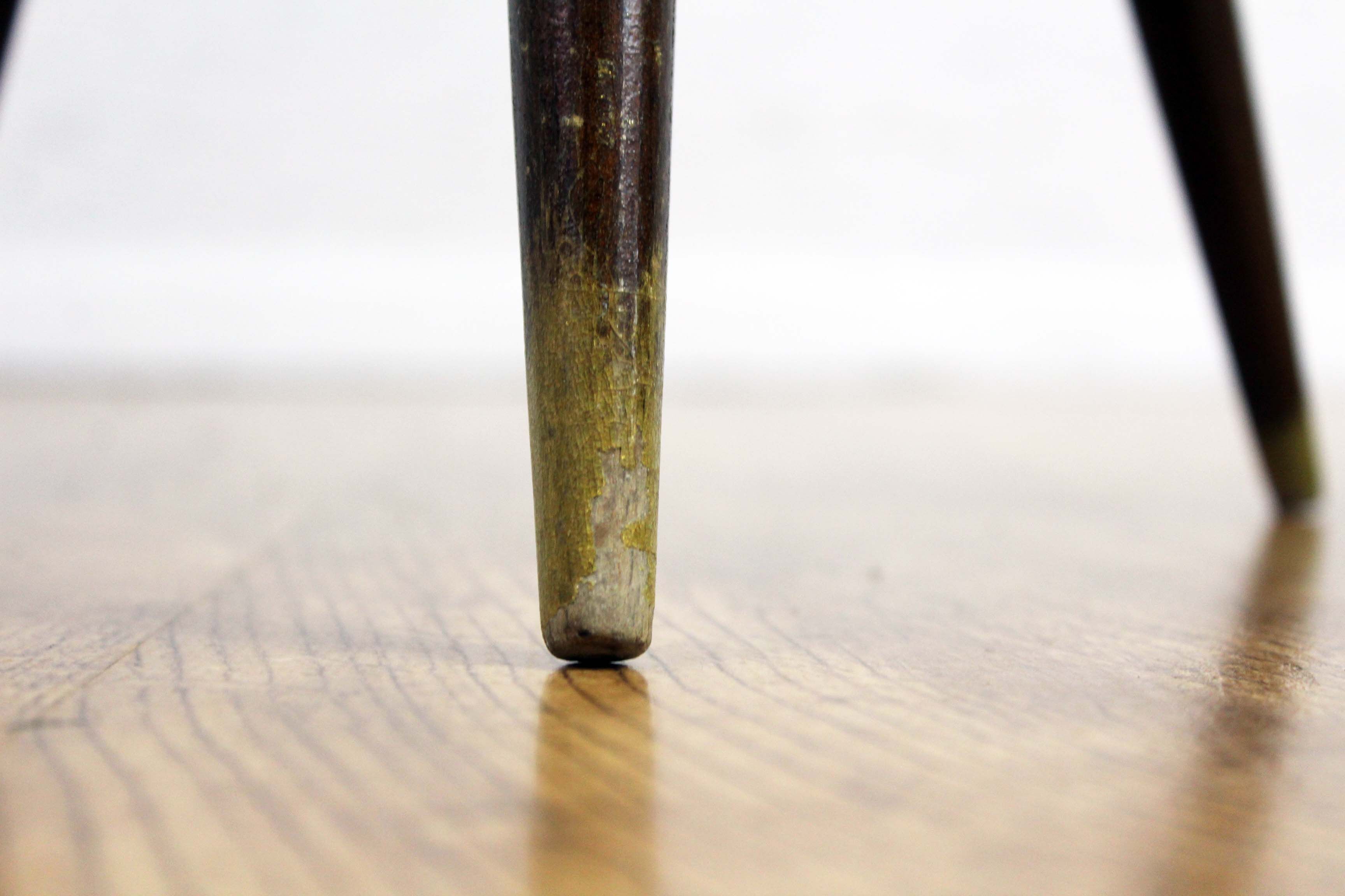 Tripod plant holder 70