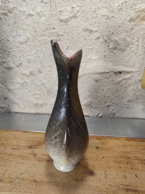 Rooster vase in the style of Bruno Dose