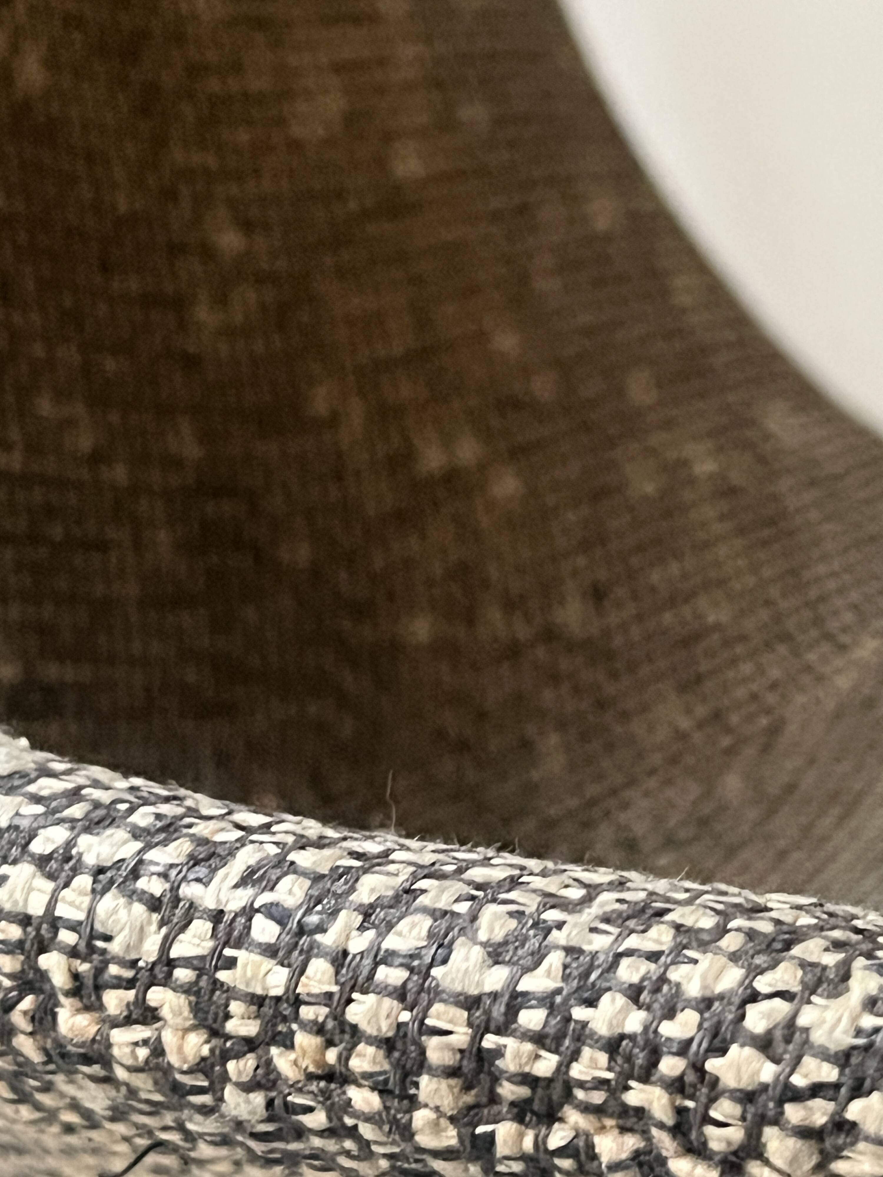 Tonneau chair model Amsterdam by Pierre Guariche for Steiner, 1950.