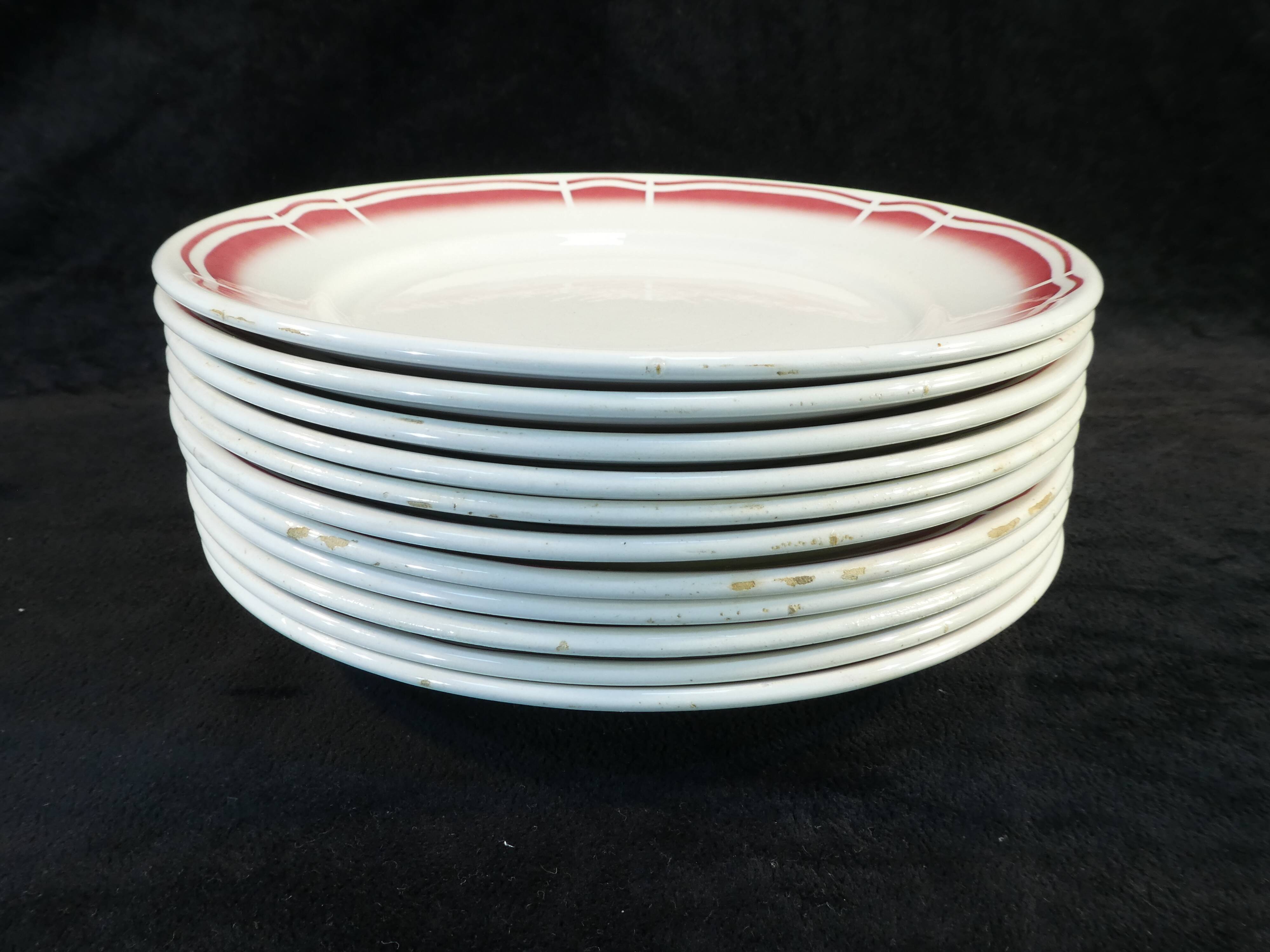 11 flat plates badonviller red no digoin