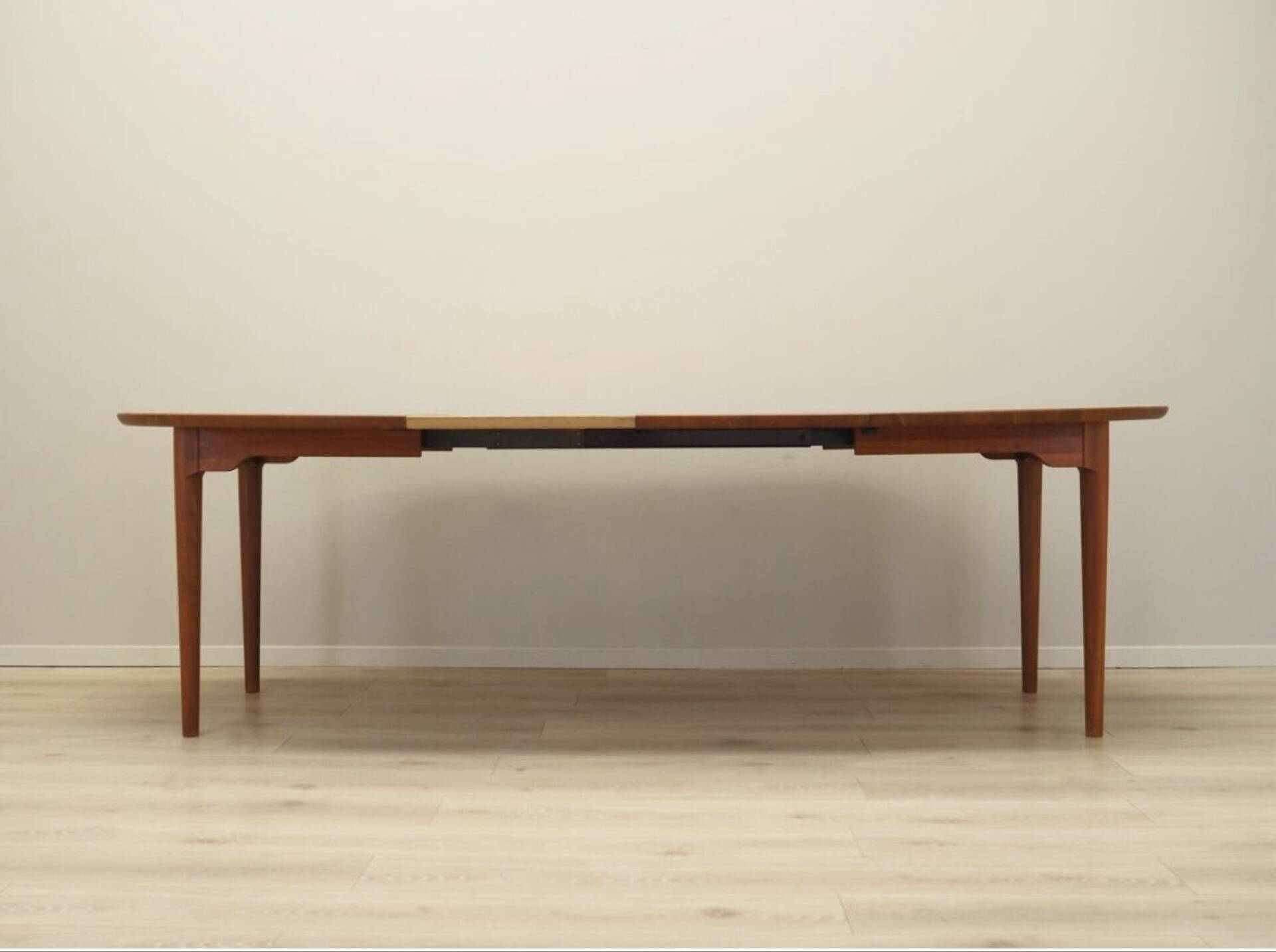 Extendable dining table in cherry wood, Søren Nissen & Ebbe Gehl, Denmark