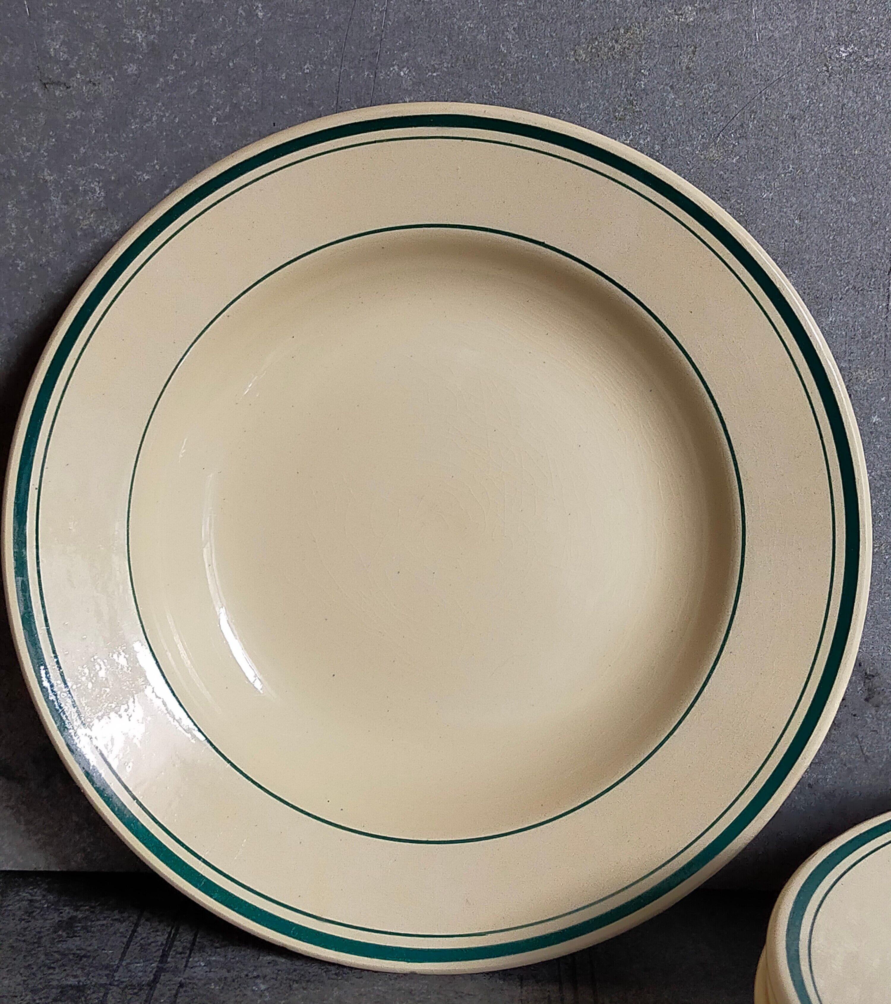 Four plates l'Amandinoise de Saint-Amand ancient