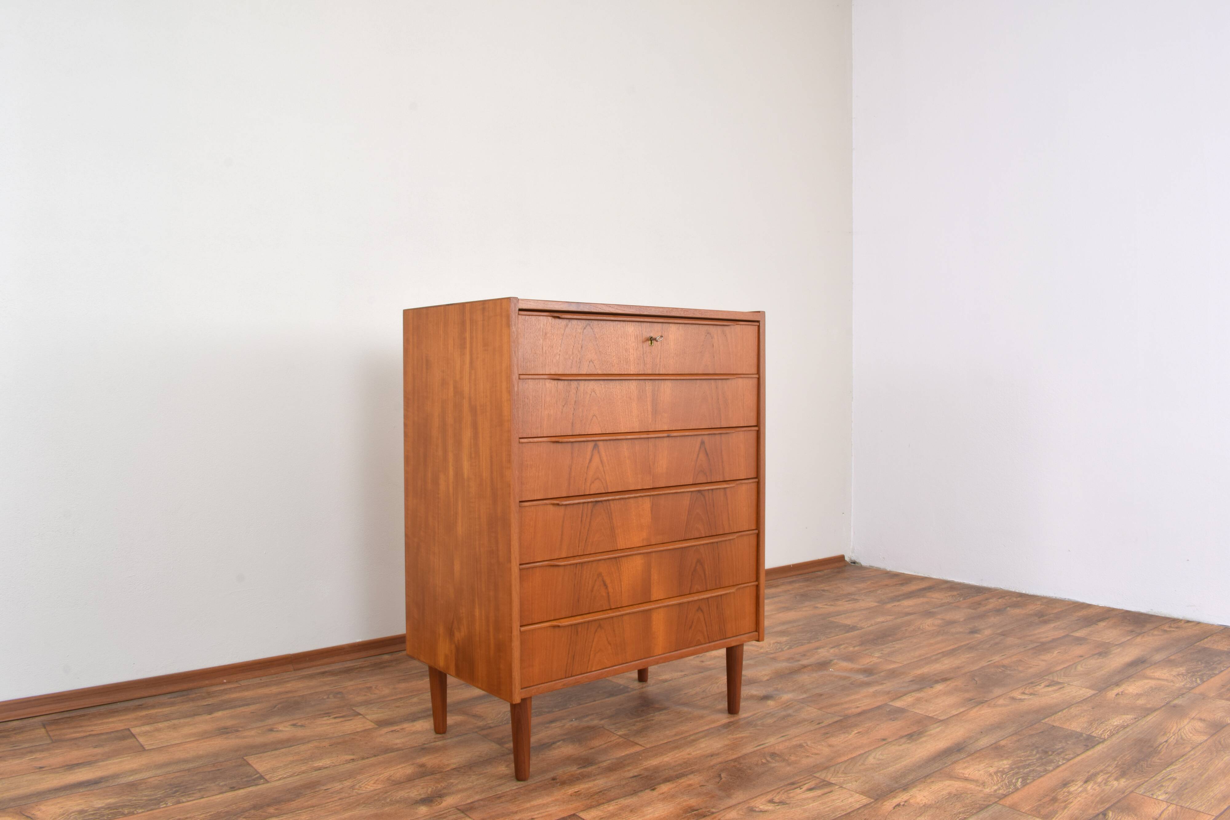 Mid-Century Danish Teak Chest of Drawers, 1960s