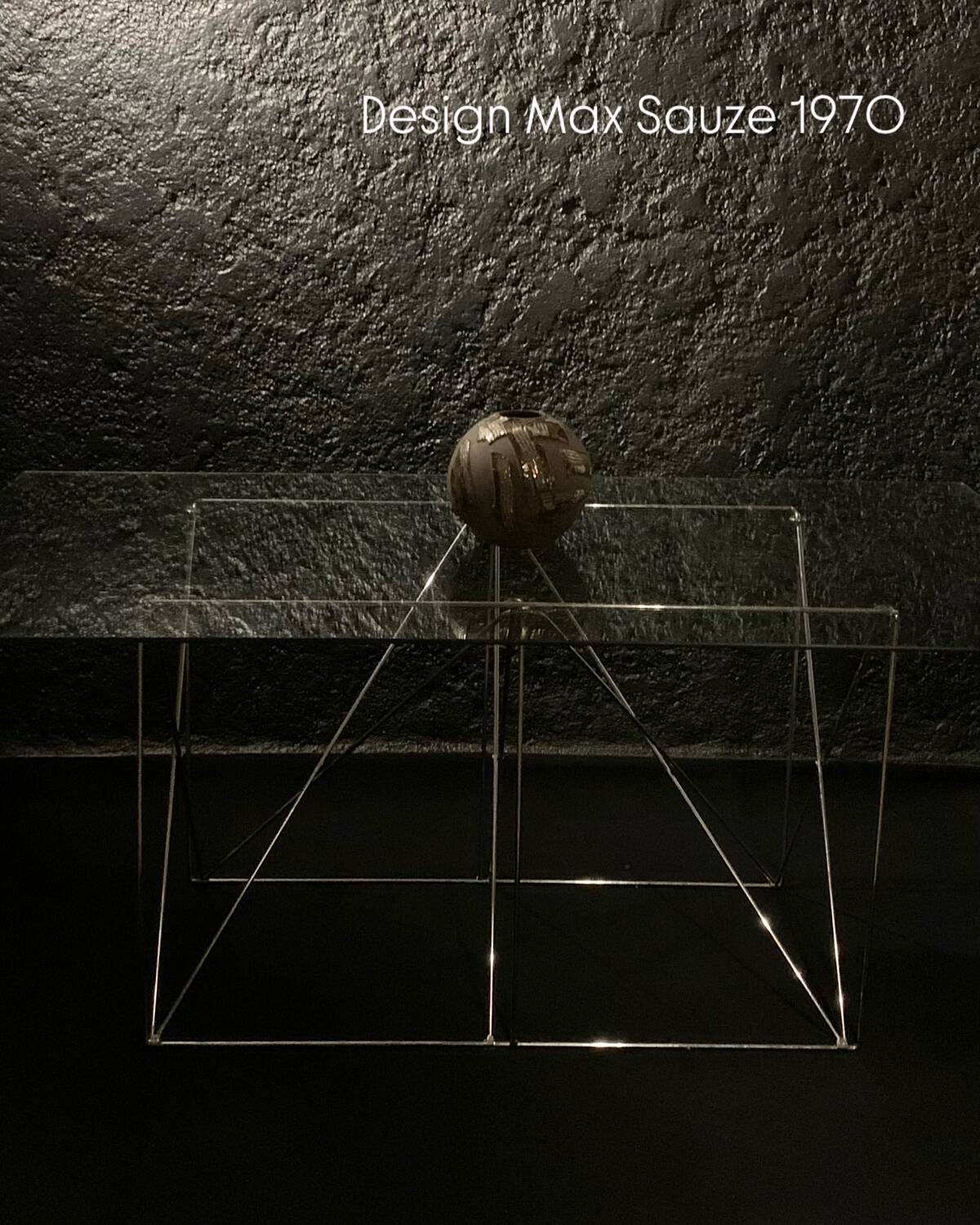 Max Sauze dining table