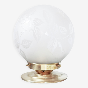 Engraved glass table lamp