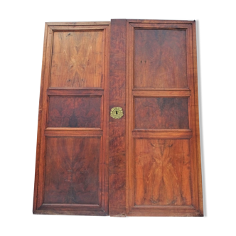 Paire de portes d'armoire anciennes