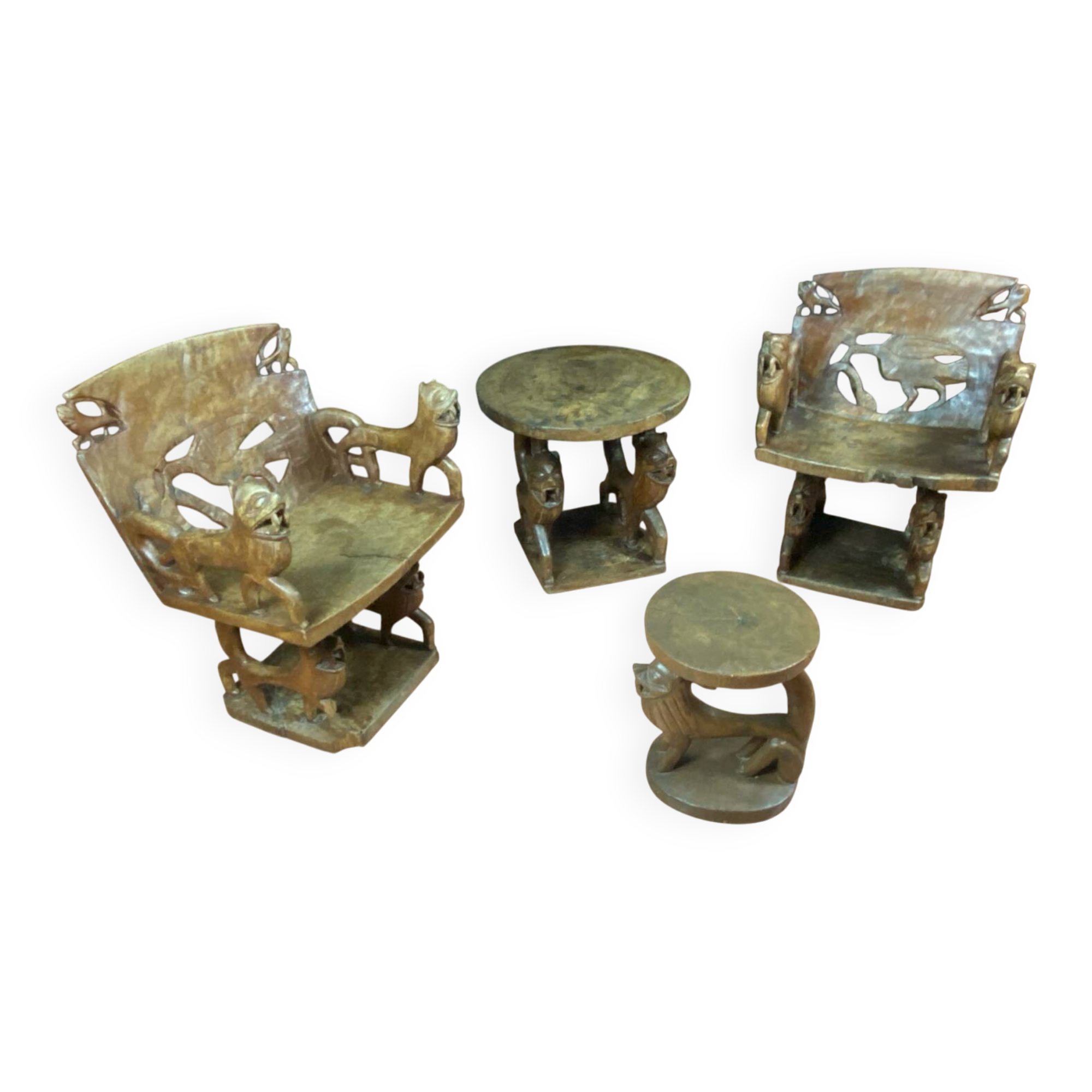 African tribal ensemble of 4 pieces of furniture for dignitaries of the Kingdom of Dahomey, Benin.