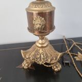 Lampe en bronze à décor de tête de lion