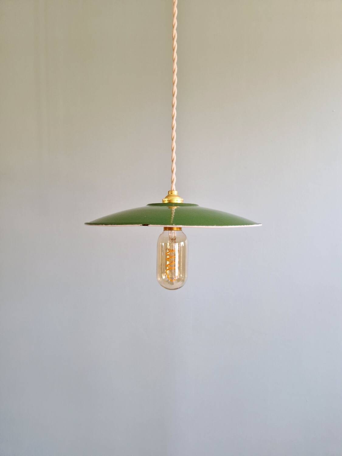 Industrial suspension in green enamelled sheet metal (7 available)