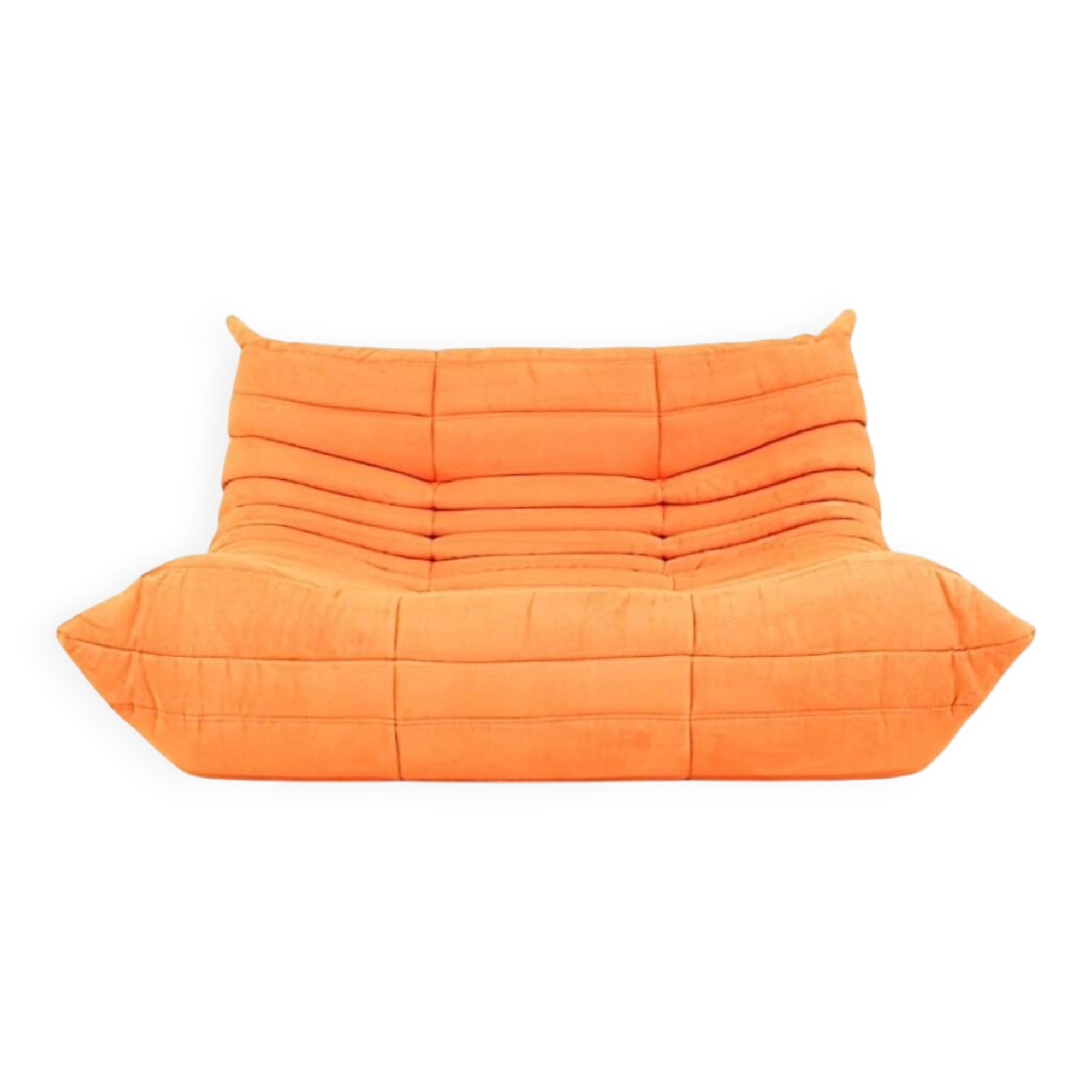 Sofa Togo conçu par Ligne Roset Petit Canapé Couleur Orange Juteux