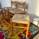 Chaises et tabourets paillés vintage