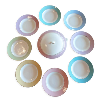 8 Hollow plates and soup tureen L'Amandinoise